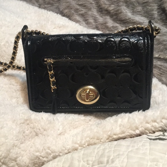 Authentic Coach bag only used twice (value $400) - Picture 1 of 7